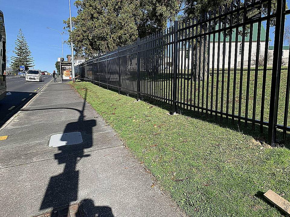 Fencing Dynamix Specialists in:- Automatic driveway gates Security fencing School fencing Pool and landscape fencing Timber boundary fencing Glass fencing Fencing Dynamix covers the whole range of commercial and residential fencing. Based in Kumeu, West Auckland and servicing all of the greater Auckland Area