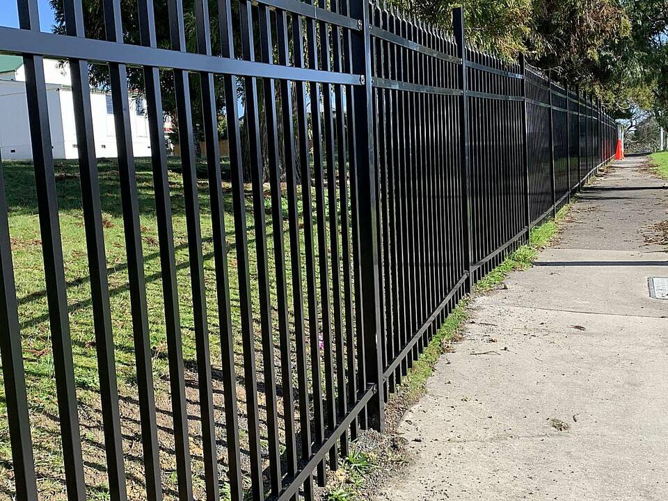 Fencing Dynamix Specialists in:- Automatic driveway gates Security fencing School fencing Pool and landscape fencing Timber boundary fencing Glass fencing Fencing Dynamix covers the whole range of commercial and residential fencing. Based in Kumeu, West Auckland and servicing all of the greater Auckland Area